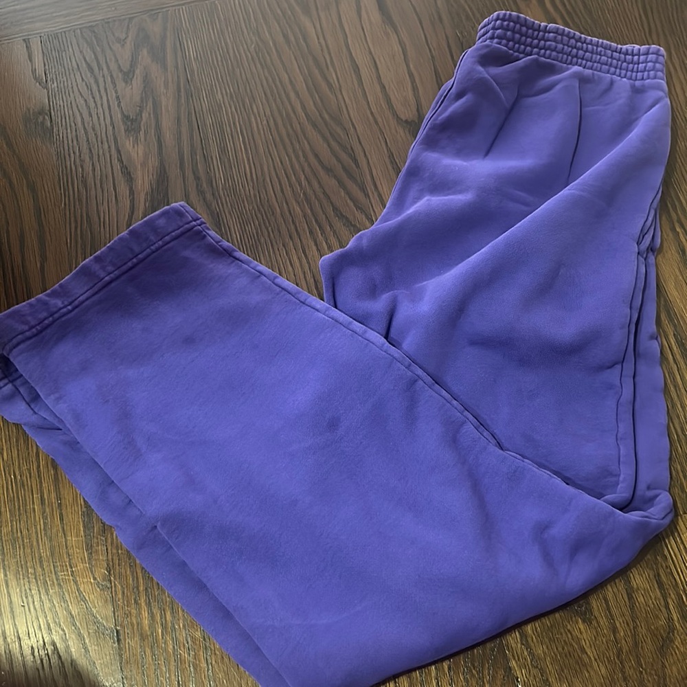 Aritzia TNA cozy boyfriend sweats